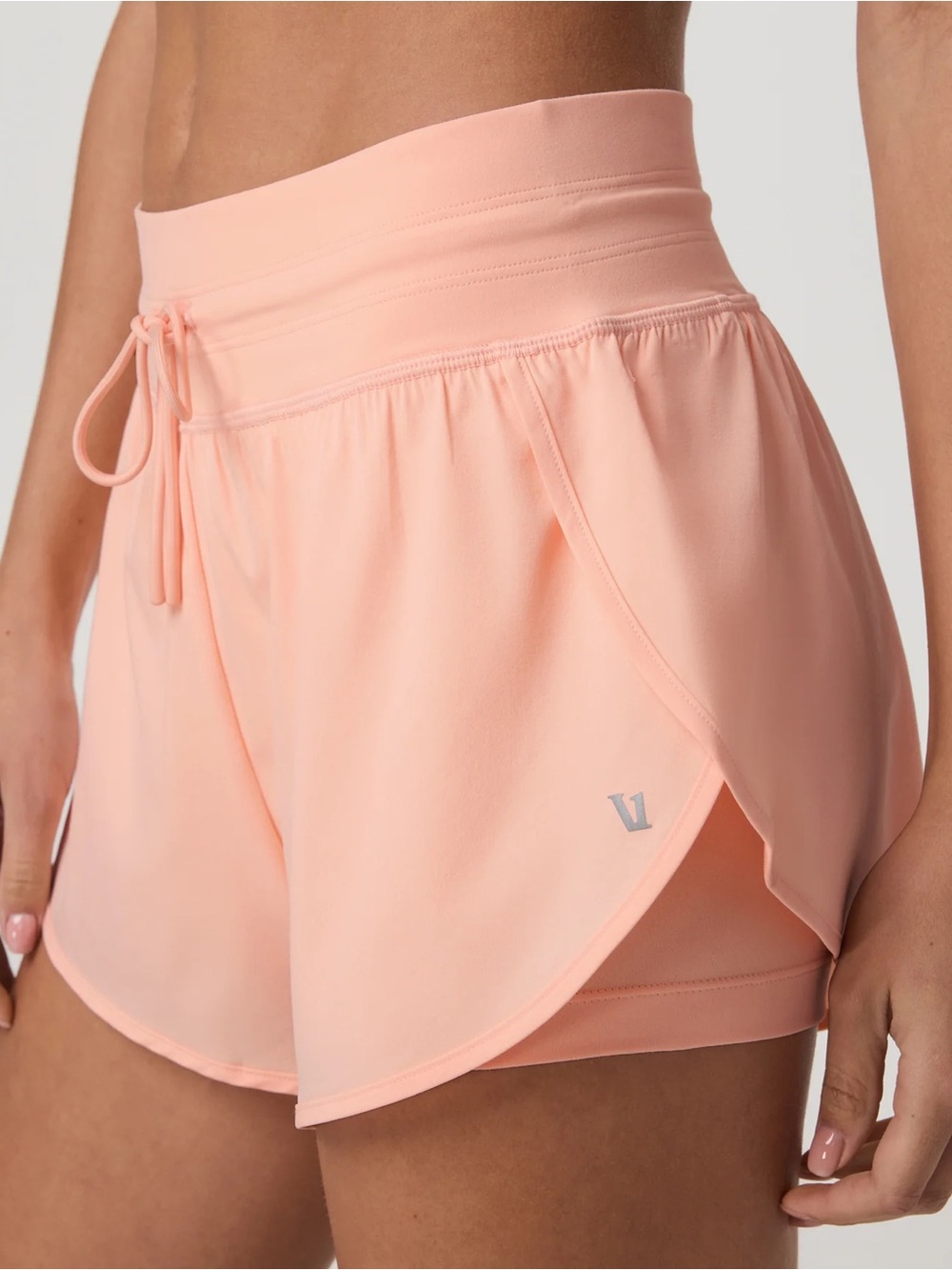Vuori Daily Speed Short 2.5”-NWT!!! - Picture 9 of 11